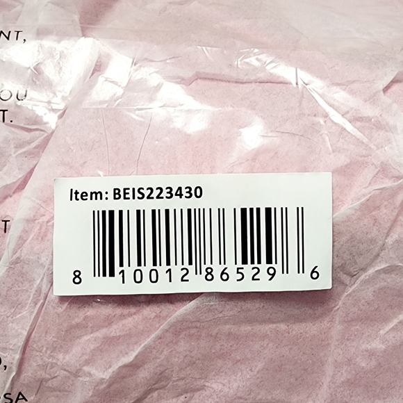 Beis x Barbie Mini Weekender Bag - Picture 14 of 15